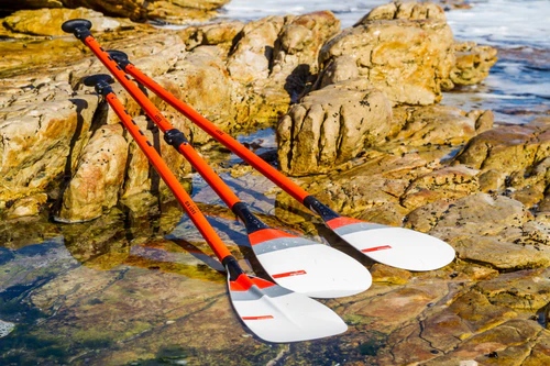 Sklolaminátové pádlo na paddleboard